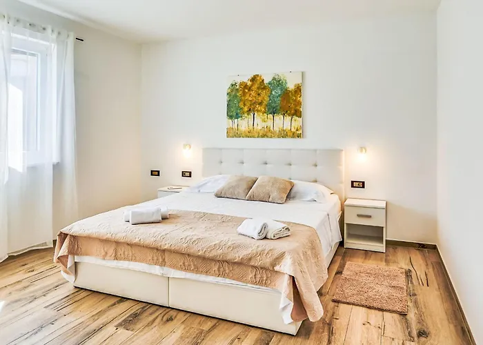 Vila Montevernal By Interhome *