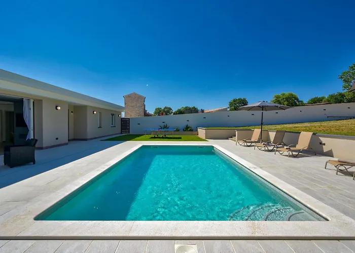 Montevernal By Interhome Vila