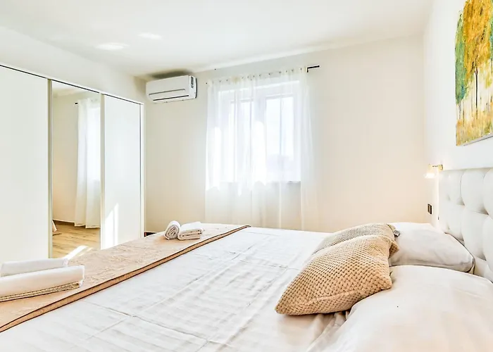 Montevernal By Interhome Vila *