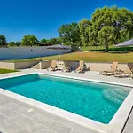 Montevernal By Interhome * Pula
