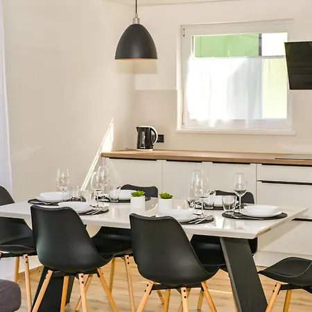 Montevernal By Interhome بولا