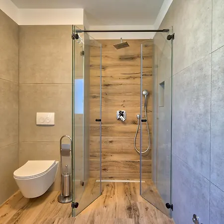 Montevernal By Interhome