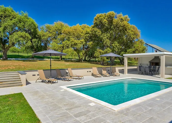 Montevernal By Interhome * 普拉