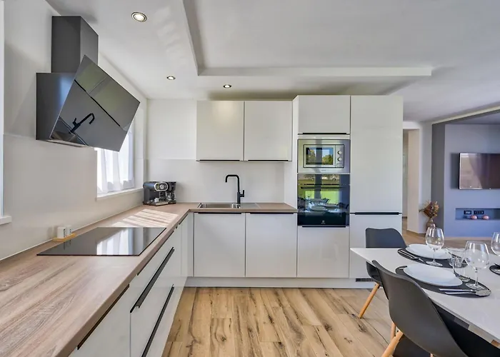 Montevernal By Interhome بولا