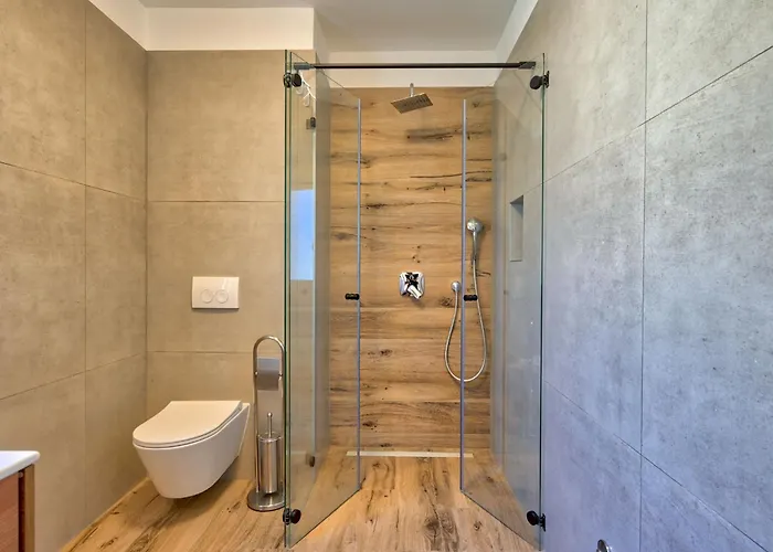 Montevernal By Interhome